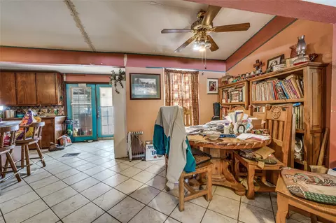 2000 N Trinity Rd, Denton, TX 76208 photo 13