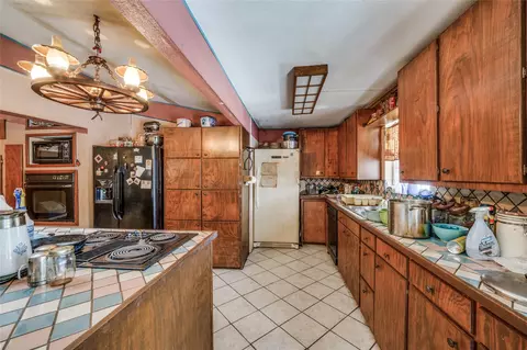 2000 N Trinity Rd, Denton, TX 76208 photo 2