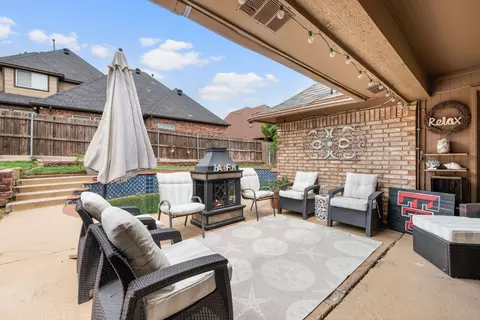 3229 David Dr, Hurst, TX 76054