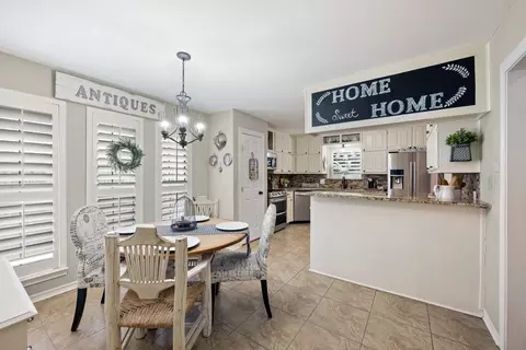 Dining - 3229 David Dr, Hurst, TX 76054 photo 2 of 3