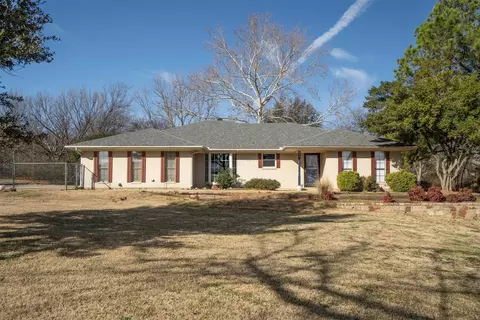 826 Indian Trl, Argyle, TX 76226 photo 3