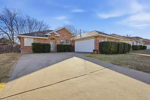 1216 Rio Verde Dr, Desoto, TX 75115