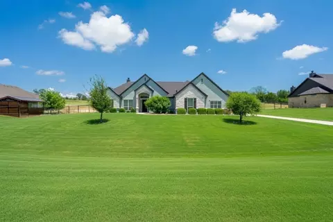 612 Bent Tree Ln, Weatherford, TX 76085