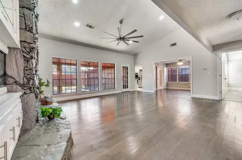 Living - 3808 E Runge Ct E, Irving, TX 75038 photo 2 of 7