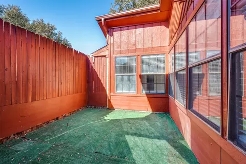 Exterior - 3808 E Runge Ct E, Irving, TX 75038 photo 3 of 3