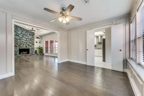 Living - 3808 E Runge Ct E, Irving, TX 75038 photo 5 of 7