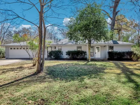 2900 Paul Ave, Lufkin, TX 75901