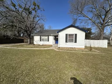 106 Parsons Pkwy, Athens, TX 75751