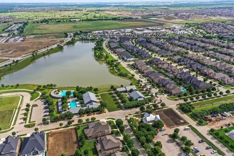 320 Parkside Dr, Argyle, TX 76226 photo 34