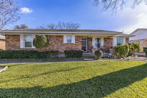 3910 Douglas Dr, Garland, TX 75041