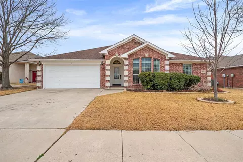 5712 Creekway Dr, Argyle, TX 76226