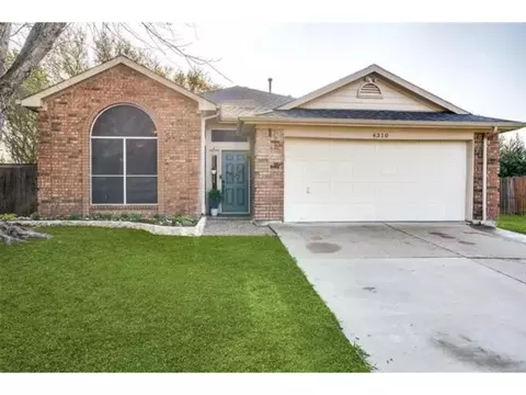 4310 Elgin Ct, Grand Prairie, TX 75052
