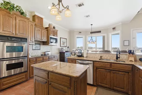 Kitchen - 3601 Springfield Rd, Springtown, TX 76082 photo 1 of 2