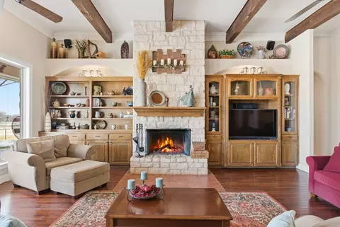 Living - 3601 Springfield Rd, Springtown, TX 76082 photo 3 of 6