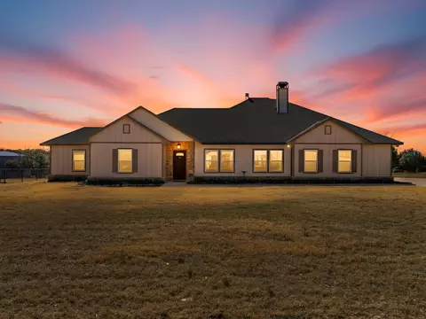 123 Kriston Ln, Springtown, TX 76082