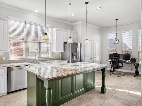 521 Haven Dr, Anna, TX 75409