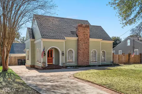 487 Ockley Dr, Shreveport, LA 71105