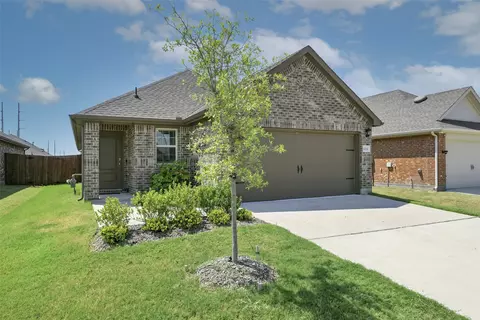616 New Dawn Dr, Lavon, TX 75166