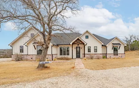 148 S Ranch Ln, Graham, TX 76450