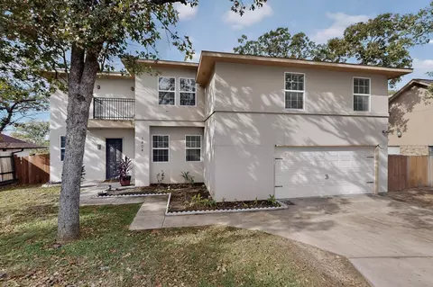 1404 Meadow Lane Ter, Fort Worth, TX 76112