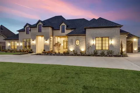 Exterior - 3516 Fairway Dr, Argyle, TX 76226 photo 2 of 8