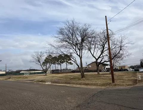 301 W Malloy Bridge Rd, Seagoville, TX 75159