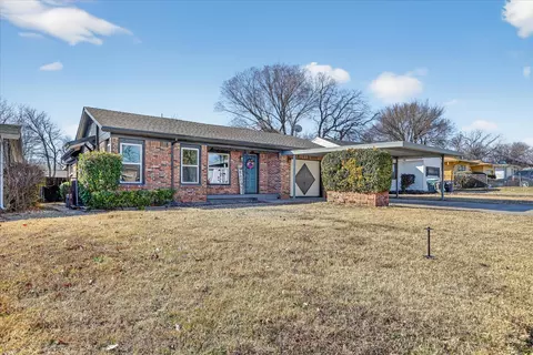 1248 E Mulkey St, Fort Worth, TX 76104