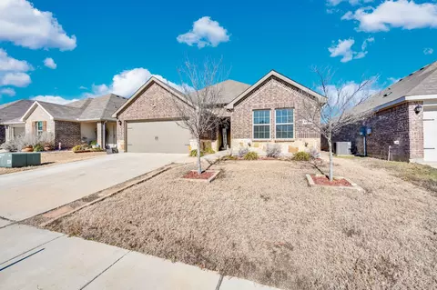 1200 Fairbanks Dr, Ennis, TX 75119