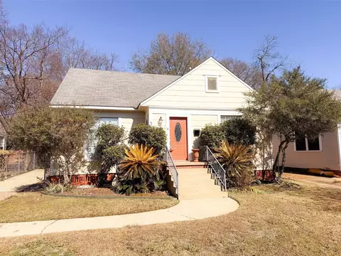 910 College St, Shreveport, LA 71104