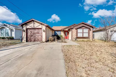 1429 Spring Willow Dr, Arlington, TX 76018