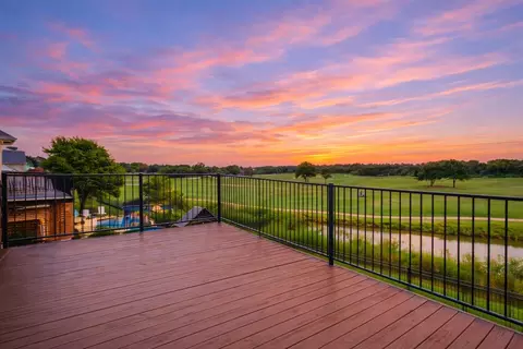 6521 Hillview Ln, Sachse, TX 75048