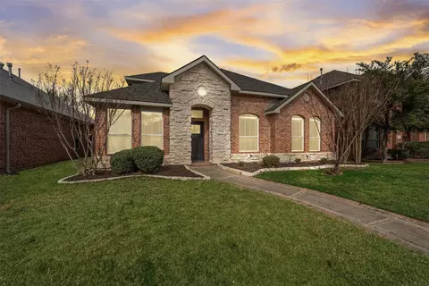 544 Forest Hill Dr, Coppell, TX 75019