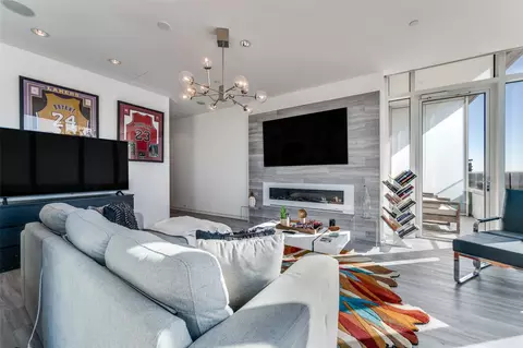 2430 Victory Park Ln #2601, Dallas, TX 75219