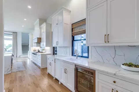 Kitchen - 7321 Bright Pl, Pilot Point, TX 76258 photo 5 of 5