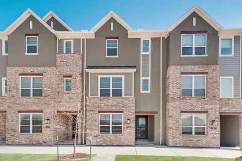 732 Ash Rd, Plano, TX 75075