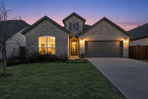 207 Buffalo Blvd, Rhome, TX 76078