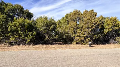 3410 3412 3414 Brazos River Dr, Granbury, TX 76048