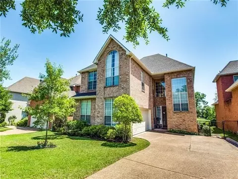 2510 Waterford Dr, Irving, TX 75063