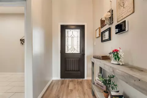 Entry Way - 110 Springleaf Ln, Mabank, TX 75147 photo 1 of 2