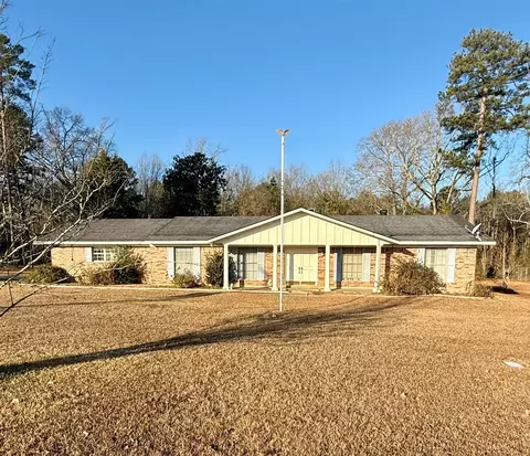 1005 S Cypress St, Vivian, LA 71082