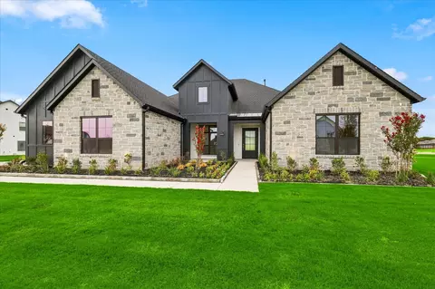 1303 Live Oak Ln, Oak Point, TX 75068