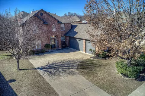 4022 Norwich Dr, Garland, TX 75043
