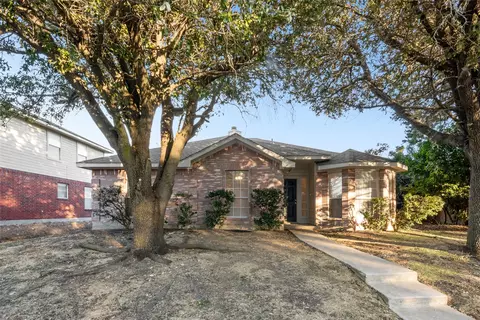 1732 Straus Rd, Cedar Hill, TX 75104