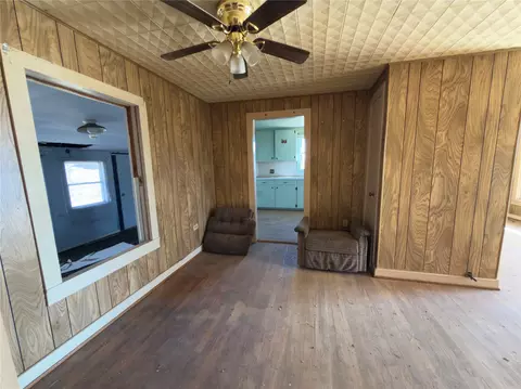 Living - 3697 N Rock Creek Loop, Waco, TX 76708 photo 3 of 3