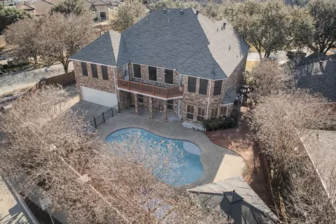 6400 Briercliff Ct, Fort Worth, TX 76132
