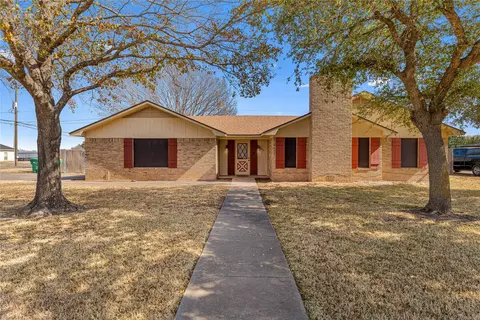 546 Karen Dr, Robinson, TX 76706