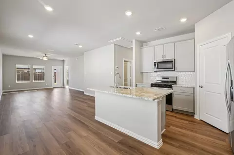 505 Green Gables Dr, Mckinney, TX 75071