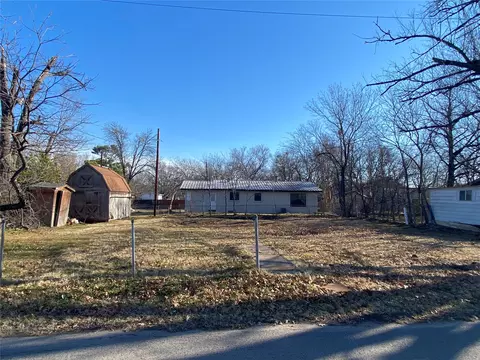 715 N 23 12 St, Corsicana, TX 75110