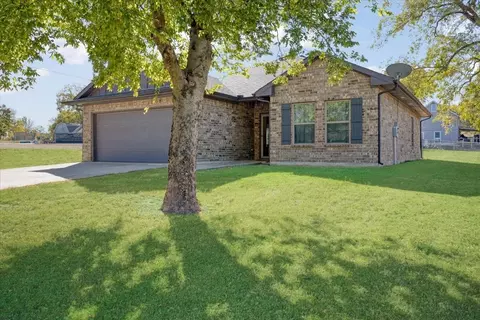 Exterior - 732 E Bullock St, Denison, TX 75021 photo 6 of 6