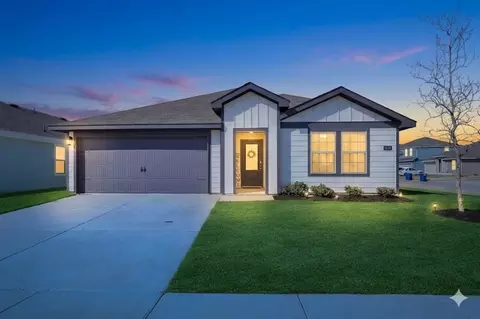 6410 Whitecap Dr, Princeton, TX 75407